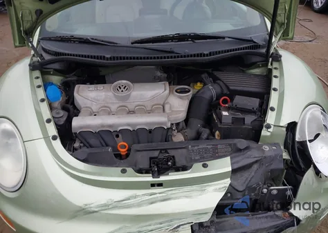 2009 Volkswagen New Beetle 2.5L z USA, uszkodzony, nr VIN 3VWRF31Y19M400670